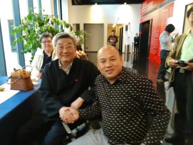 好意思术师刘侠：翰墨图画传艺韵，勾画字画新全国！